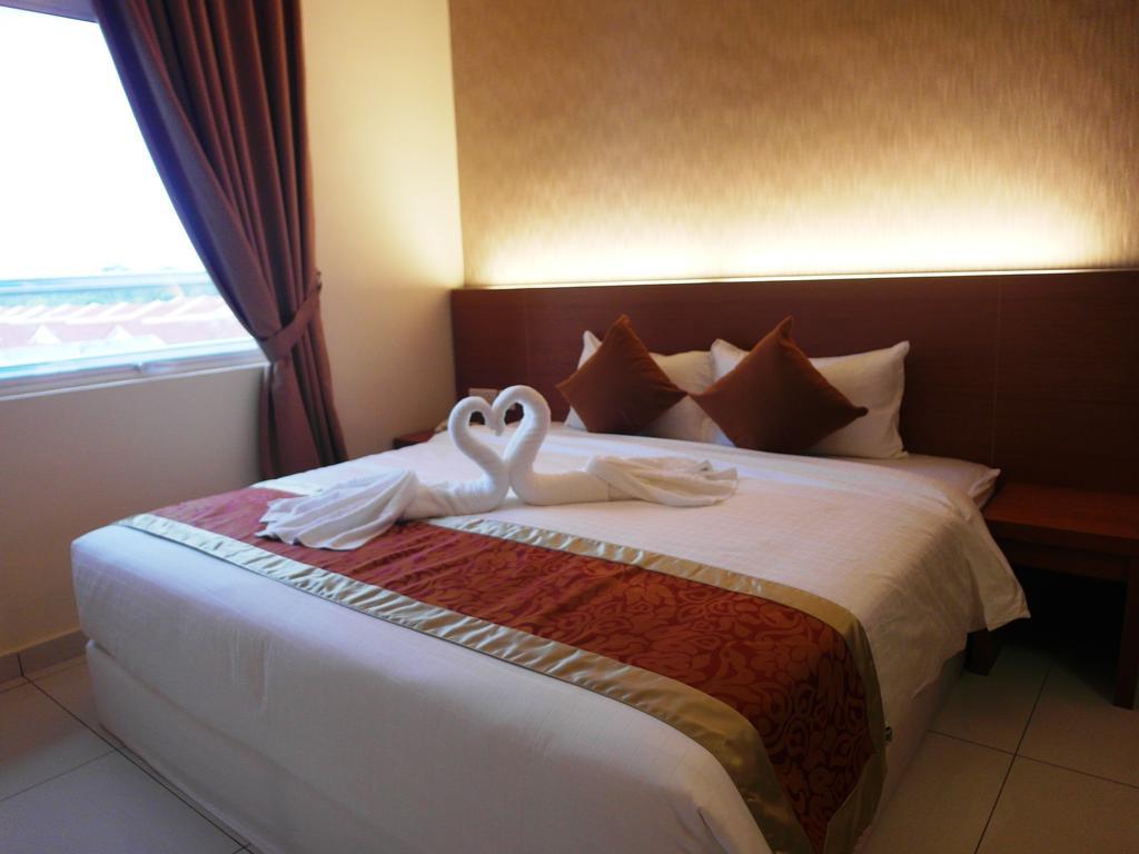 Supreme Hotel Malacca Room photo